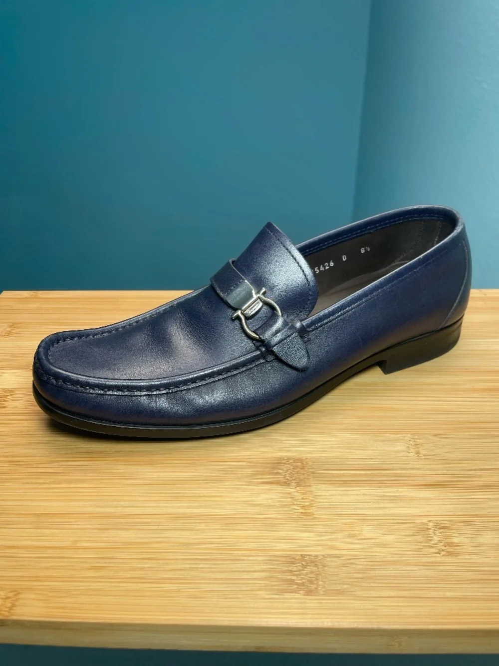 Salvatore Ferragamo Gancini Bit Loafers Mens 8.5 D Navy Blue Leather Italy EUC!